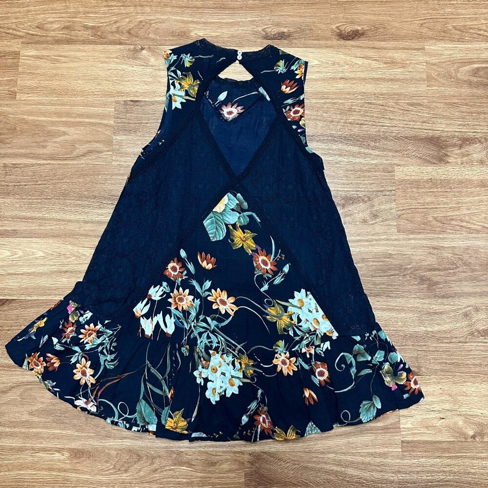 Umgee - Women's Navy Blue Floral and Keyhole Back Dress-Size S - Picture 6 of 10